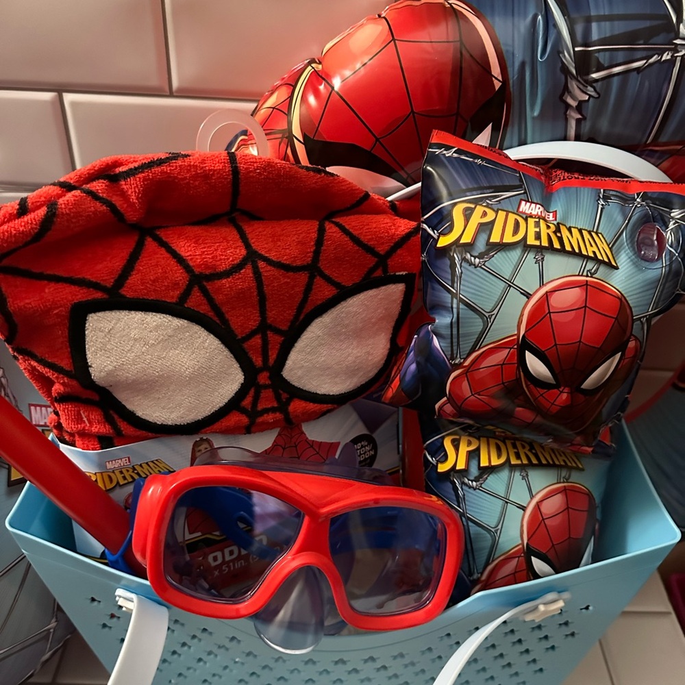 Marvel Red Spider-Man Superhero Beach/Pool Set